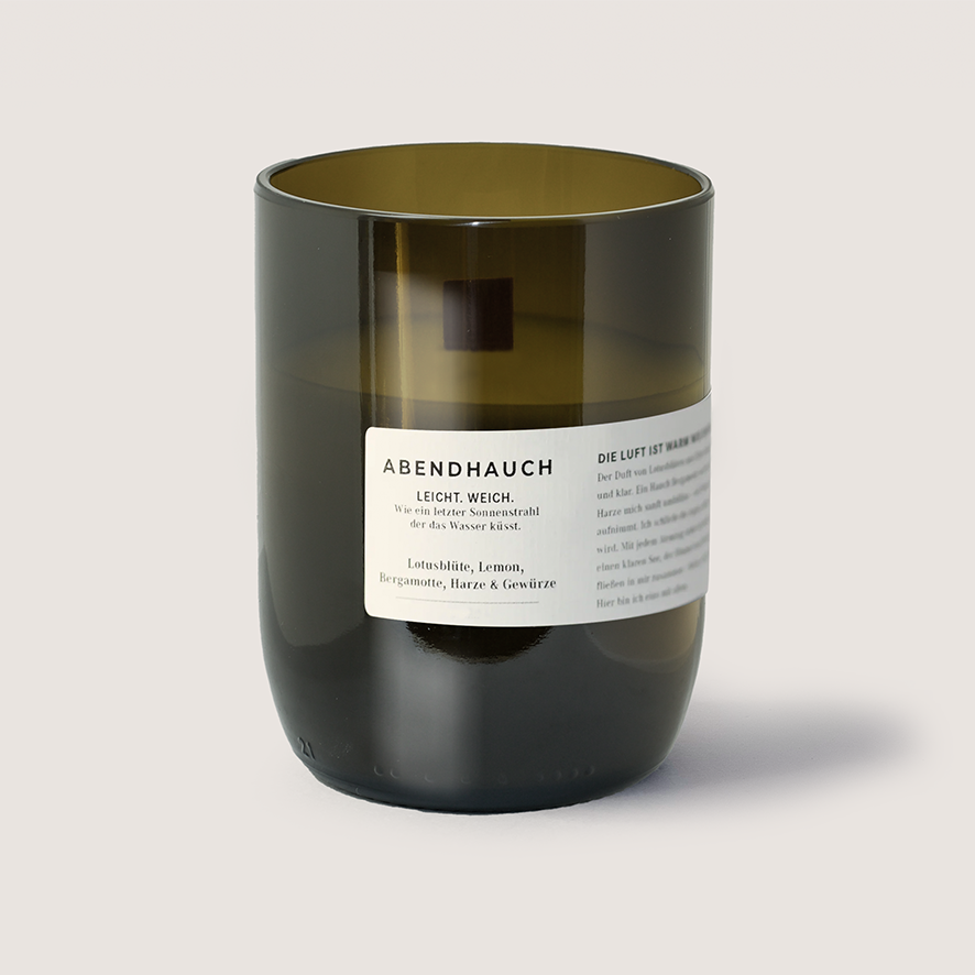 ABENDHAUCH 350ml Kerze mit natürlichem Sojawachs, Lotusblüte, Zitrus und Bergamotte, vegan und handgegossen in der Schweiz