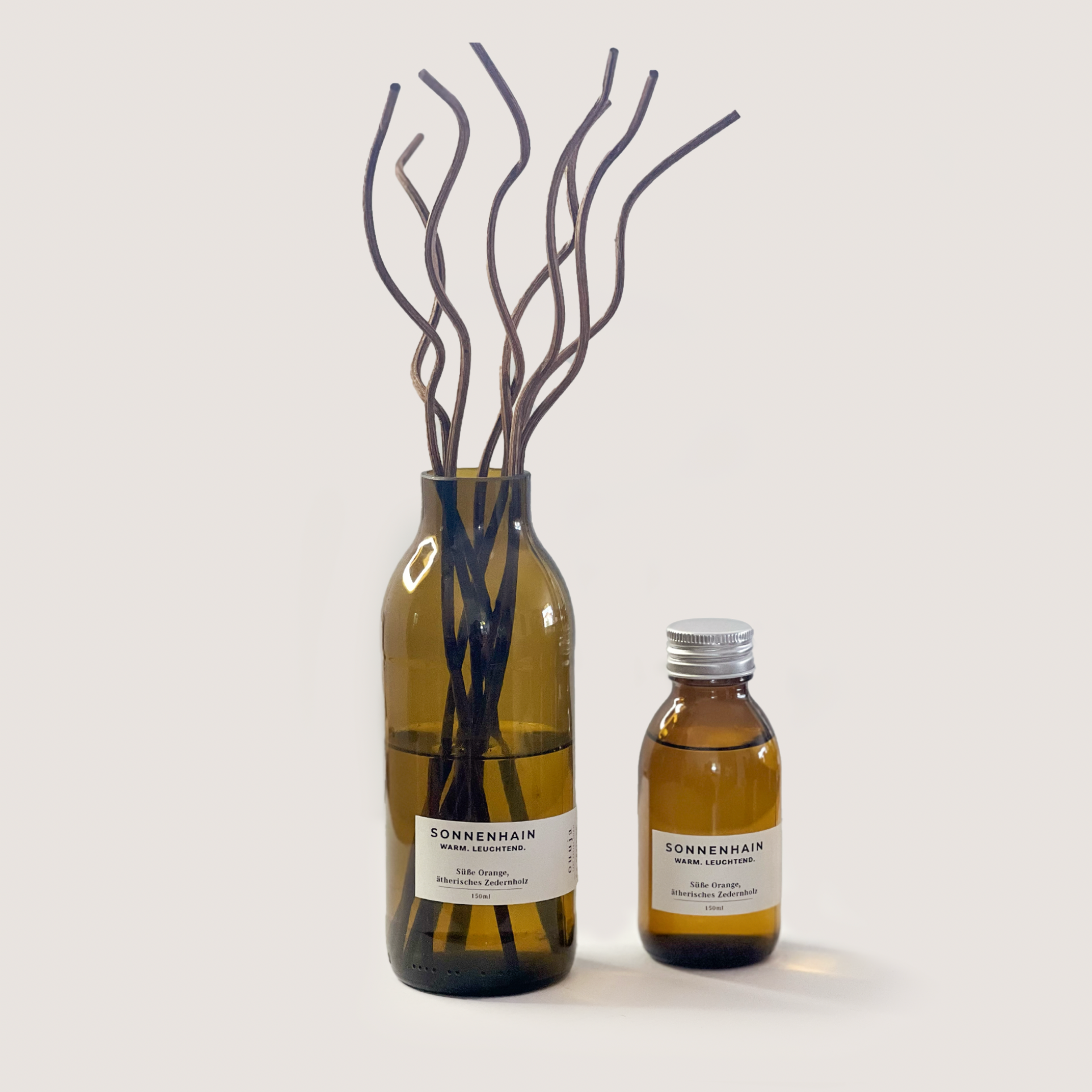 SONNENHAIN Diffuser groß mit süßer Orange und ätherischem Zedernholz, 150ml mit Bambusstäbchen, warm und mediterran duftend