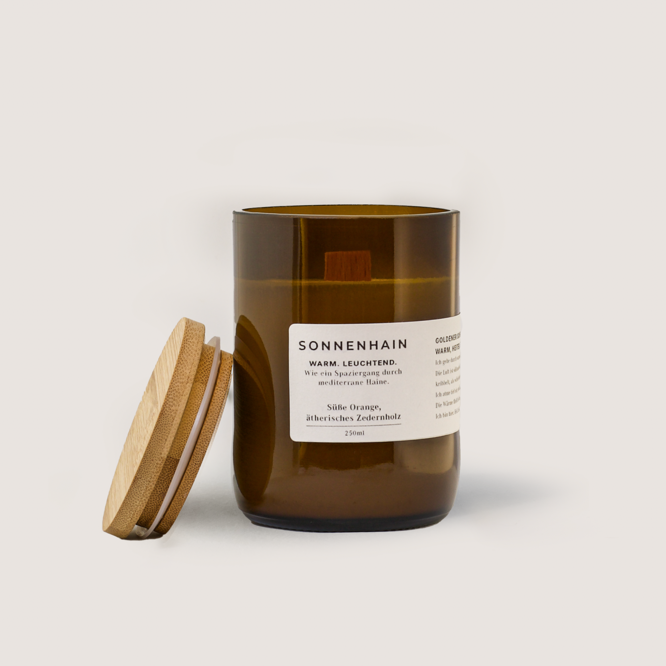 SONNENHAIN 200ml Duftkerze mit süßer Orange und ätherischem Zedernholz in braunem Glas mit Holzdeckel