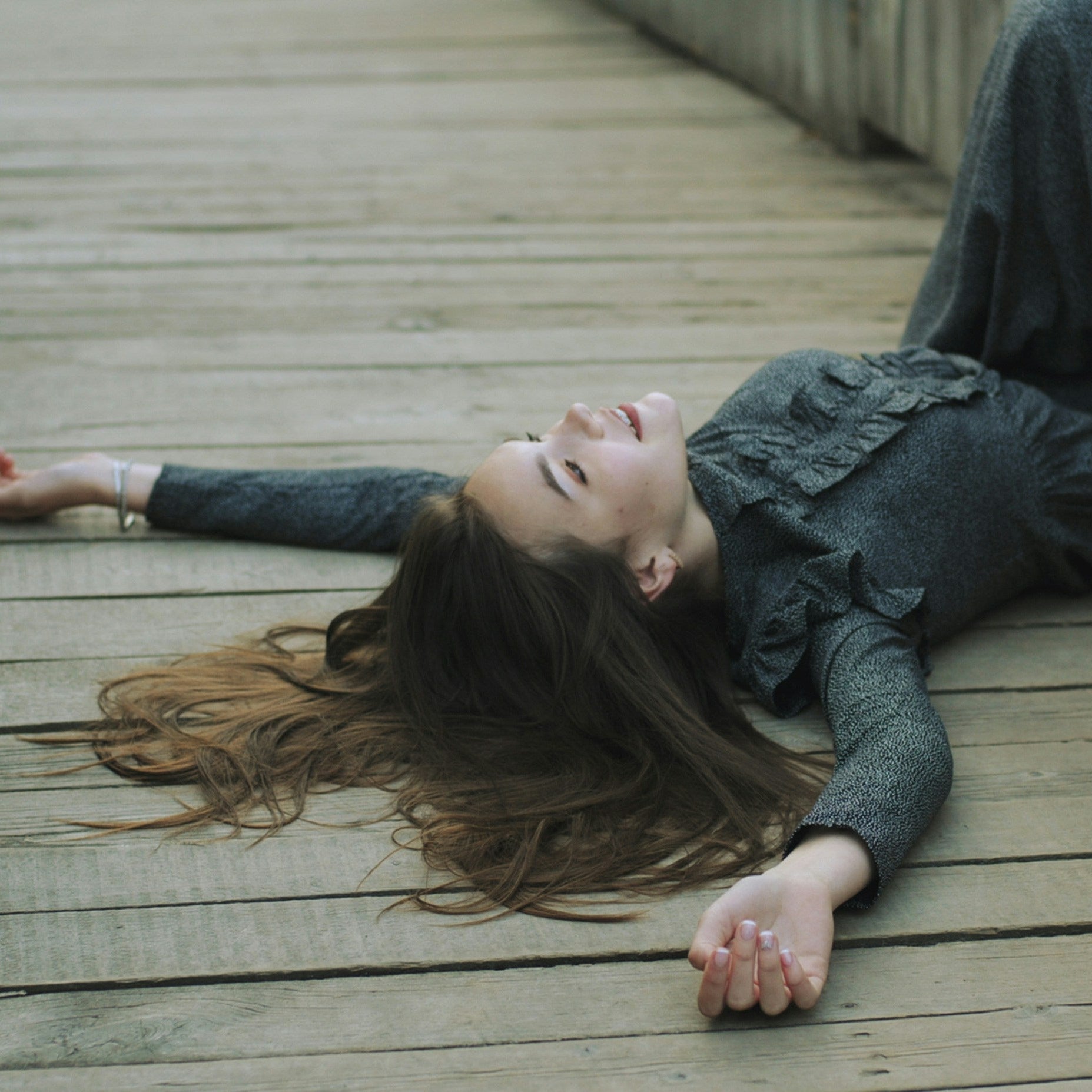 RAUNACHT 200ml Sojawachskerze mit Nelken-, Orangenblüten-Duft, handgegossen in der Schweiz, vegan, lange Brenndauer